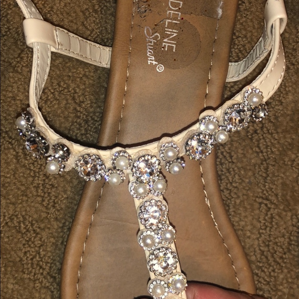 Sandals - Picture 3 of 3